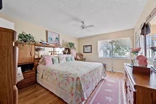 306 Pine Ridge Cir, Greenacres, FL 33463 - Photo 10
