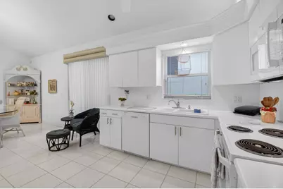 11873 Fountainside Circle, Boynton Beach, FL 33437 - Photo 18