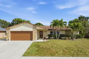 150 Valencia St, Royal Palm Beach, FL 33411 - Photo 2