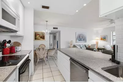 1327 High Point Way SE #D, Delray Beach, FL 33445 - Photo 18