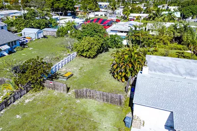 1073 Florence Road, Lake Worth, FL 33462 - Photo 4