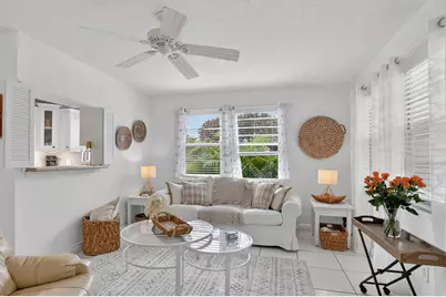 477 Tilford V, Deerfield Beach, FL 33442 - Photo 2