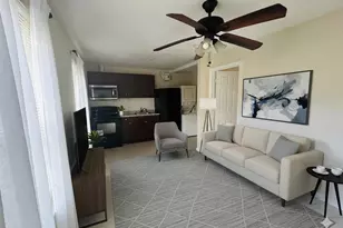 901 8th St, West Palm Beach, FL 33401 - Photo 2