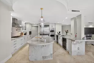 3800 N Ocean Dr, Singer Island, FL 33404 - Photo 10