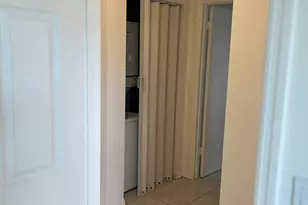 4423 Woodstock Dr, West Palm Beach, FL 33409 - Photo 16