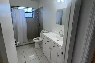 4423 Woodstock Dr, West Palm Beach, FL 33409 - Photo 26