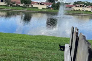 4423 Woodstock Dr, West Palm Beach, FL 33409 - Photo 2