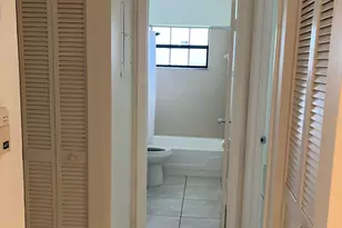 4423 Woodstock Dr, West Palm Beach, FL 33409 - Photo 12