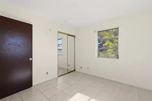 110 SW 12th Ave, South Bay, FL 33493 - Photo 18