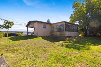 110 SW 12th Avenue, South Bay, FL 33493 - Photo 26