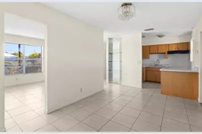 110 SW 12th Avenue, South Bay, FL 33493 - Photo 10