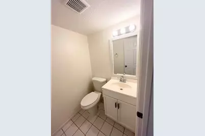 600 Village Green Court #C-110, Palm Springs, FL 33461 - Photo 10