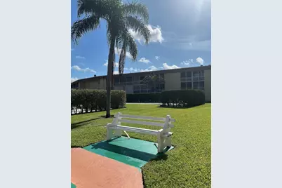 600 Village Green Court #C-110, Palm Springs, FL 33461 - Photo 12