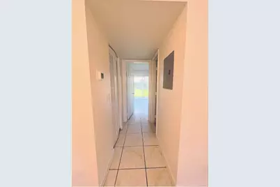 600 Village Green Court #C-110, Palm Springs, FL 33461 - Photo 18