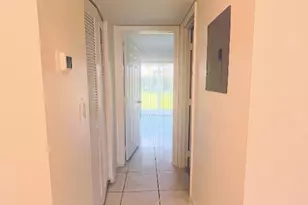 600 Village Green Ct, Lake Worth Beach, FL 33461 - Photo 18