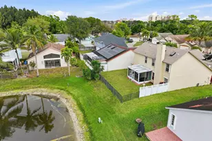 2805 Foxhall Dr E, West Palm Beach, FL 33417 - Photo 40