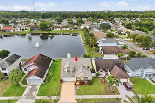 2805 Foxhall Dr E, West Palm Beach, FL 33417 - Photo 42