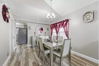 2805 Foxhall Drive E, West Palm Beach, FL 33417 - Photo 12