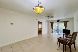 150 Lake Meryl Dr, West Palm Beach, FL 33411 - Photo 6