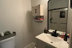 1966 Alamanda Way, Riviera Beach, FL 33404 - Photo 16