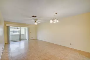2915 Ashley Dr W, West Palm Beach, FL 33415 - Photo 6
