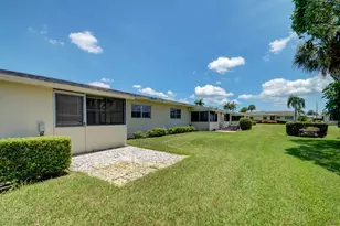 2915 Ashley Dr W, West Palm Beach, FL 33415 - Photo 24