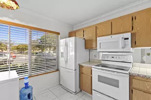 218 Foxtail Dr, Greenacres, FL 33415 - Photo 6