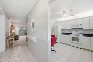 461 Holyoke Ln, Lake Worth, FL 33467 - Photo 12