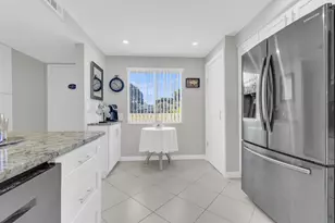 7185 Huntington Ln, Delray Beach, FL 33446 - Photo 6