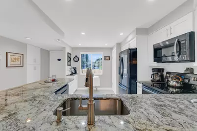 7185 Huntington Lane #202, Delray Beach, FL 33446 - Photo 8