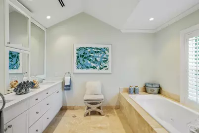 327 Arabian Road, Palm Beach, FL 33480 - Photo 12