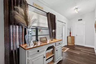 10659 Greentrail Dr S, Boynton Beach, FL 33436 - Photo 4