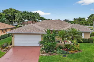 10659 Greentrail Dr S, Boynton Beach, FL 33436 - Photo 40