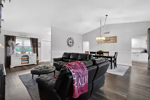 10659 Greentrail Dr S, Boynton Beach, FL 33436 - Photo 6