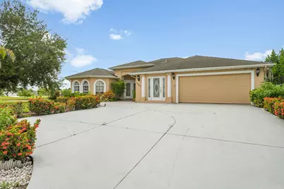 1402 SW Doe Court, Port Saint Lucie, FL 34953 - Photo 2