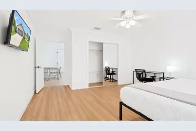 468 SW Prado Avenue, Port Saint Lucie, FL 34983 - Photo 8