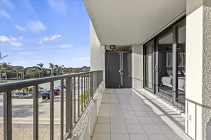 8750 S Ocean Dr, Jensen Beach, FL 34957 - Photo 34