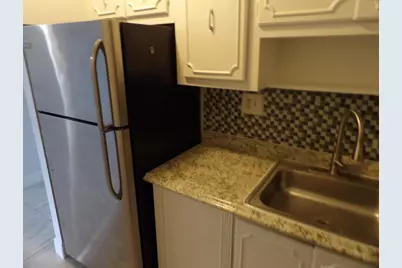 201 Bonnie Boulevard #206, Palm Springs, FL 33461 - Photo 8