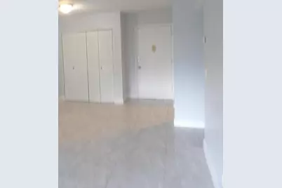 201 Bonnie Boulevard #206, Palm Springs, FL 33461 - Photo 6