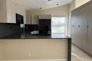 12179 Sunset Point Cir, Wellington, FL 33414 - Photo 14