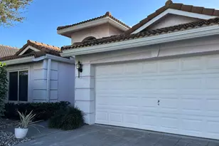 12179 Sunset Point Cir, Wellington, FL 33414 - Photo 2