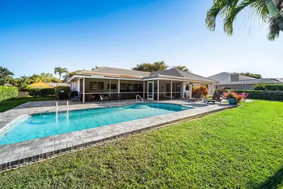 413 S Country Club Drive, Atlantis, FL 33462 - Photo 46