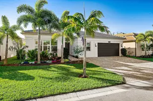 9930 Pecorino Isle, Boynton Beach, FL 33473 - Photo 2