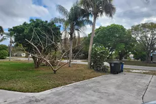 520 Tumblin Kling Rd, Fort Pierce, FL 34982 - Photo 4