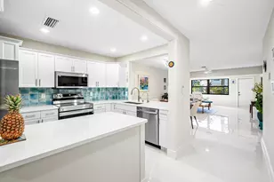 2016 SW 29th Ct, Delray Beach, FL 33445 - Photo 8