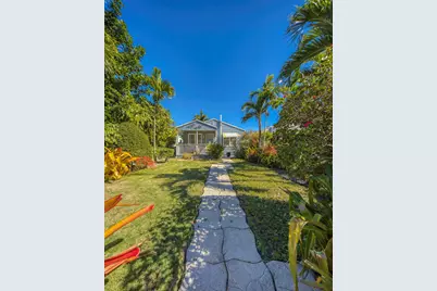 320 N J Street #1, Lake Worth Beach, FL 33460 - Photo 2