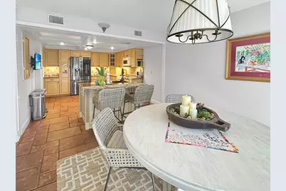 3400 Twin Lakes Terrace #201, Fort Pierce, FL 34951 - Photo 4