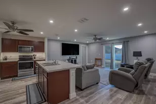 1432 SW Leisure Ln, Port Saint Lucie, FL 34953 - Photo 8