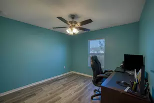 1432 SW Leisure Ln, Port Saint Lucie, FL 34953 - Photo 24