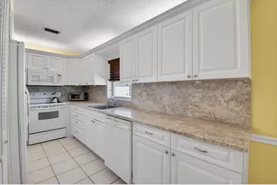 13889 Royal Palm Court #D, Delray Beach, FL 33484 - Photo 10